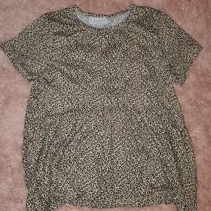 Size Small cheetah print shirt
